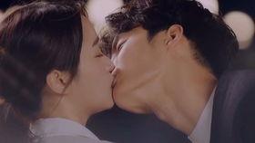 国产偶像剧深情吻戏视频,国产偶像剧深情吻戏浪漫再现